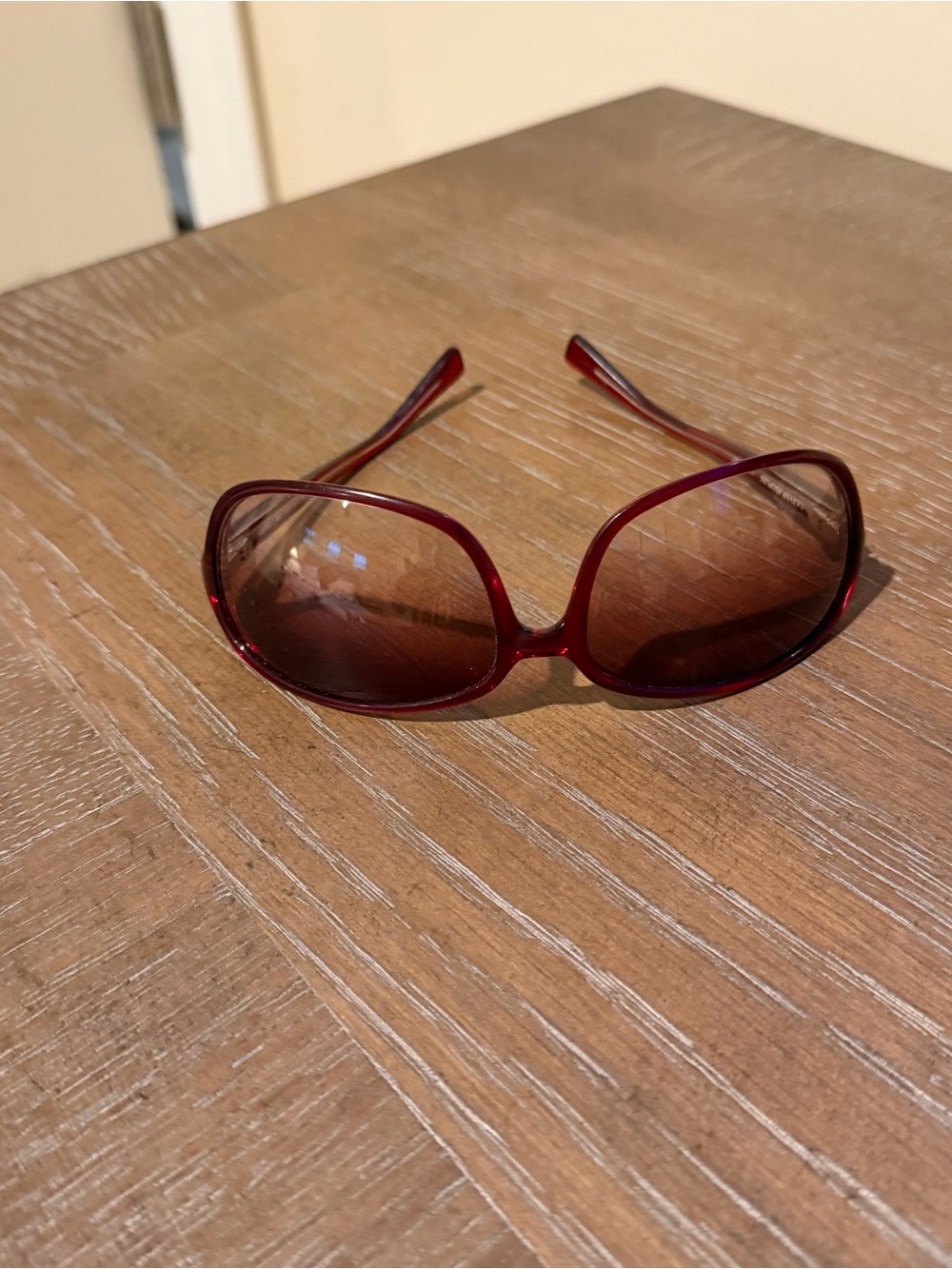 Oliver Peoples Red Oversized Sunglasses - Picture 3 of 6